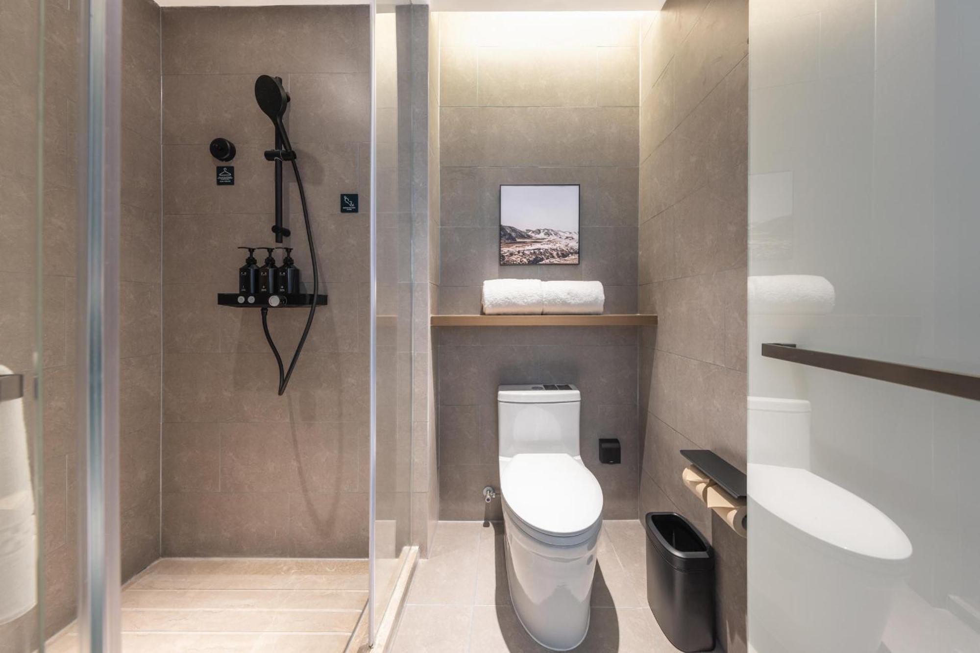 Atour Hotel Wuhan Chuhe Han Street Hongshan Plaza Εξωτερικό φωτογραφία